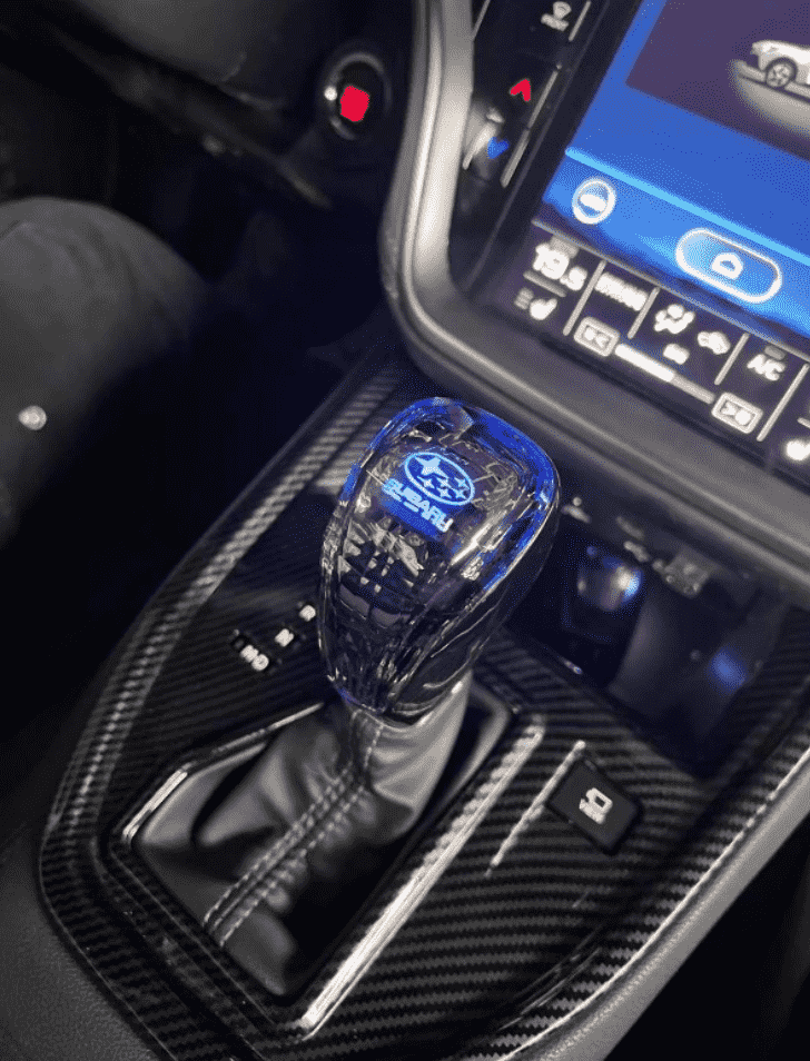 Xevaban.com ở 214 Giải Phóng là đơn vị chuyên cung cấp phụ kiện oto, đồ chơi oto, đồ chơi subaru forester, phụ kiện subaru forester, xevaban, 214 giải phóng, cần số pha lê forester, tay nắm cần số pha lê forester, cục cần số pha lê forester.